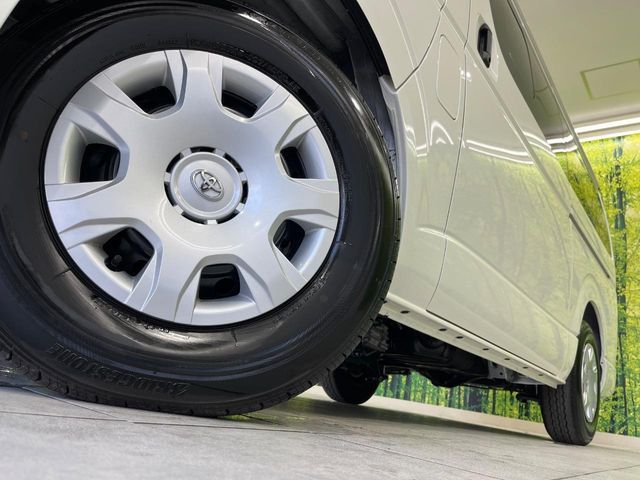 TOYOTA HIACE VAN 4WD 2025 Image 31
