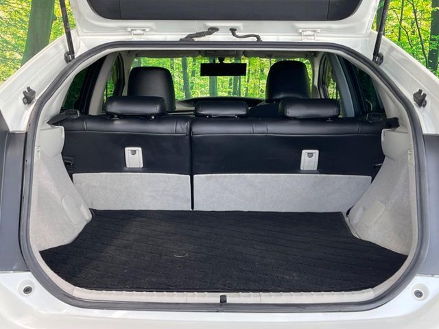 TOYOTA PRIUS 2015 Image 31