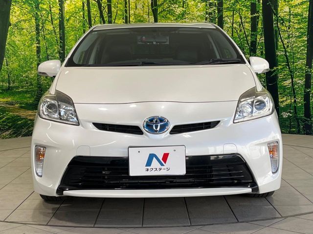 TOYOTA PRIUS 2015 Image 31