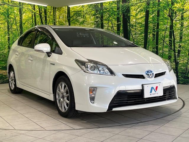 TOYOTA PRIUS 2015 Image 31