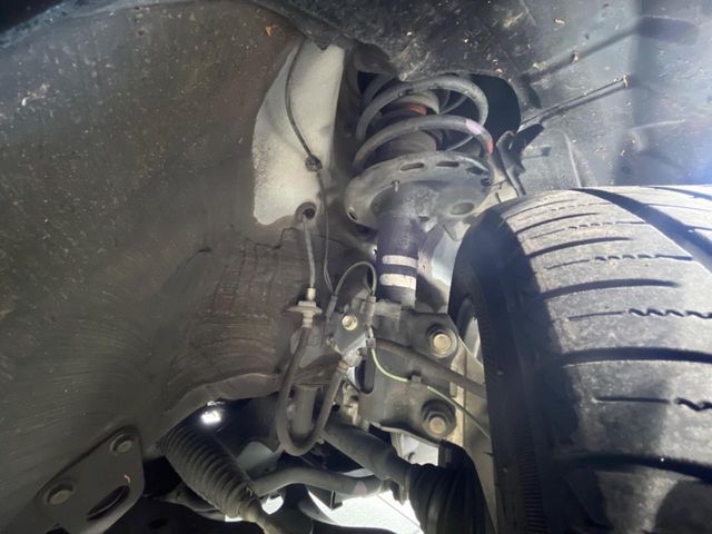 TOYOTA PRIUS 2015 Image 31