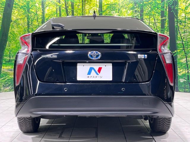 TOYOTA PRIUS 2017 Image 31