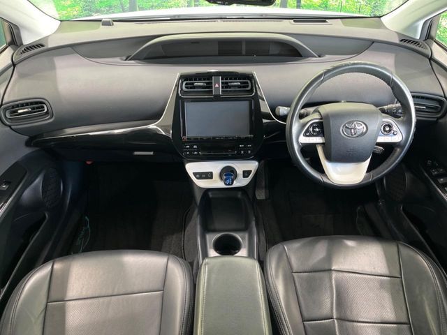 TOYOTA PRIUS 2016 Image 31
