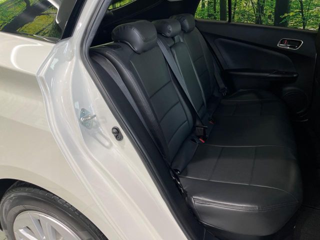 TOYOTA PRIUS 2016 Image 31