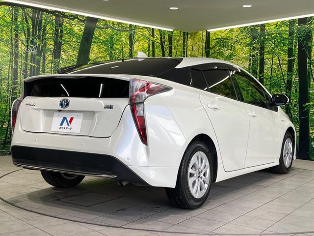 TOYOTA PRIUS 2016 Image 31