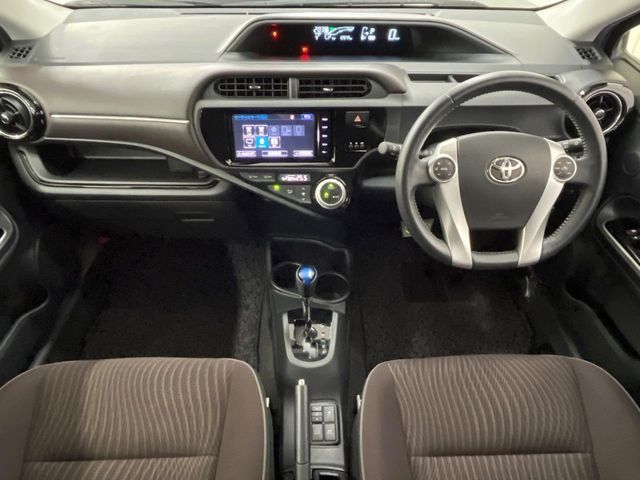 TOYOTA AQUA 2014 Image 31