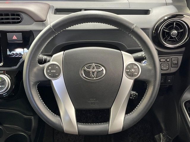 TOYOTA AQUA 2014 Image 31