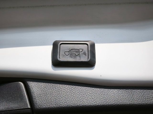 TOYOTA RAV4 4WD 2021 Image 31