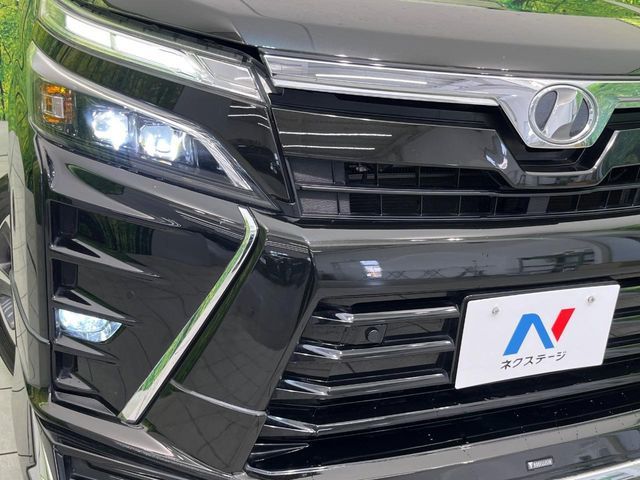 TOYOTA VOXY 2019 Image 31