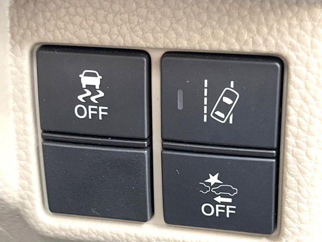 HONDA N BOX 2018 Image 31