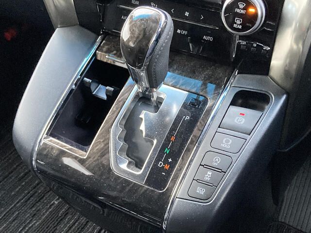 TOYOTA ALPHARD 4WD 2021 Image 31