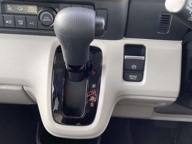 HONDA N BOX 4WD 2024 Image 31