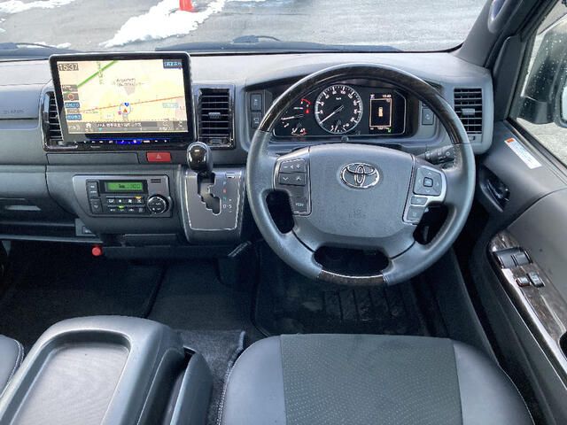 TOYOTA HIACE VAN 4WD 2023 Image 31