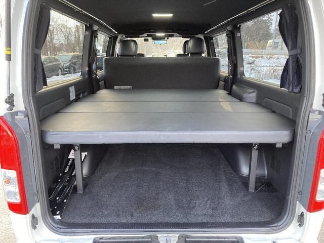 TOYOTA HIACE VAN 4WD 2023 Image 31