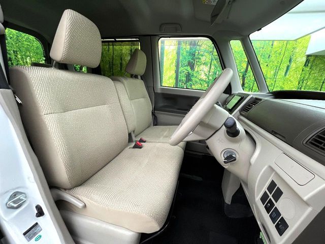 DAIHATSU TANTO 2015 Image 31