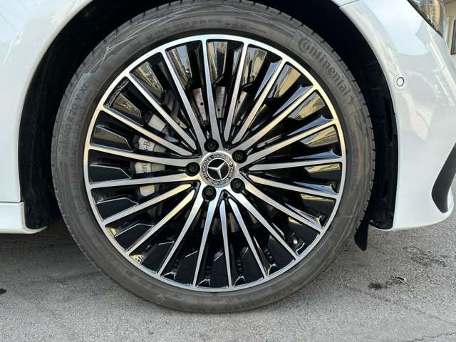 MERCEDES BENZ E CLAS 2025 Image 31