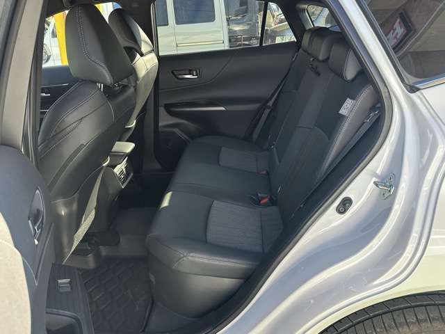 TOYOTA HARRIER HYBRID 2023 Image 31