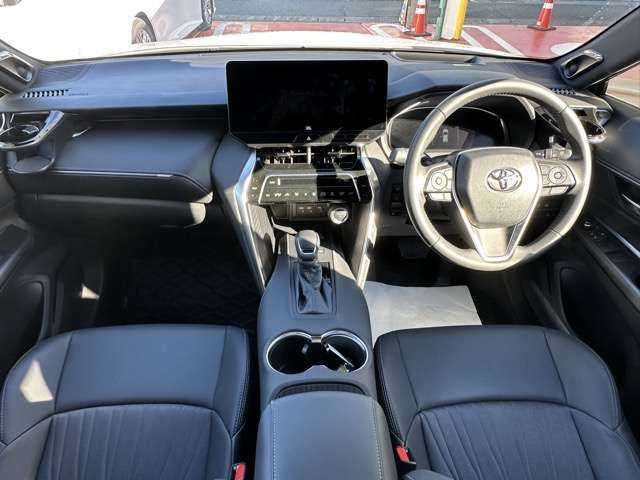 TOYOTA HARRIER HYBRID 2023 Image 31