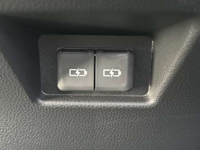 TOYOTA HARRIER HYBRID 2023 Image 31