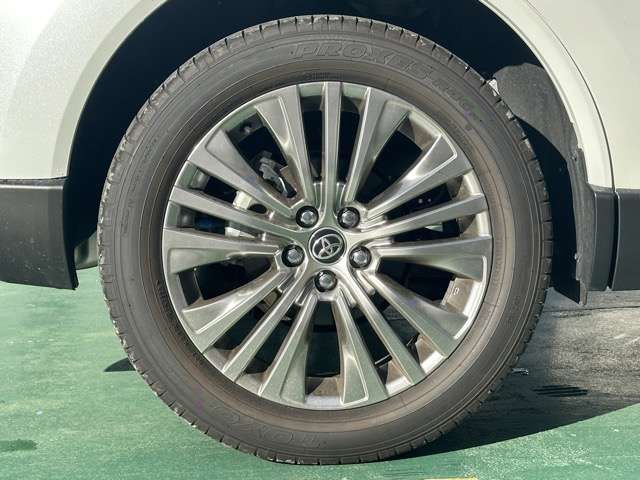 TOYOTA HARRIER HYBRID 2023 Image 31