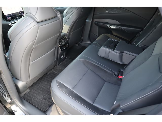 TOYOTA LEXUS RX500H 2023 Image 31