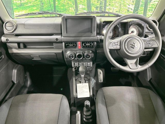 SUZUKI JIMNY NOMADE 2025 Image 31