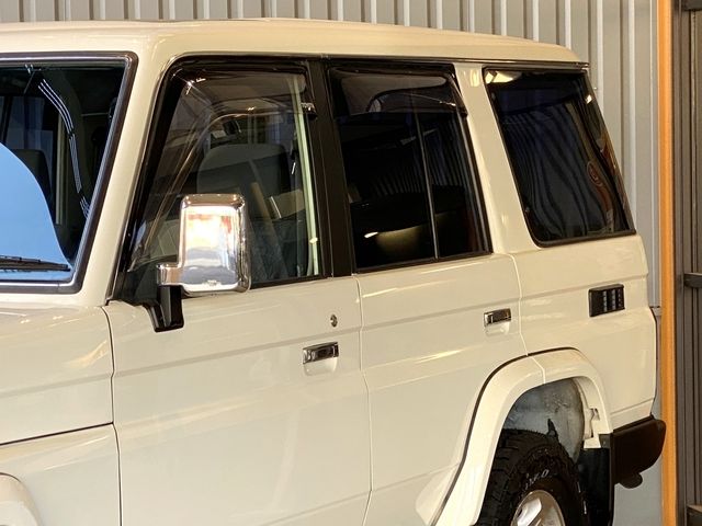 TOYOTA LANDCRUISER VAN 2001 Image 31