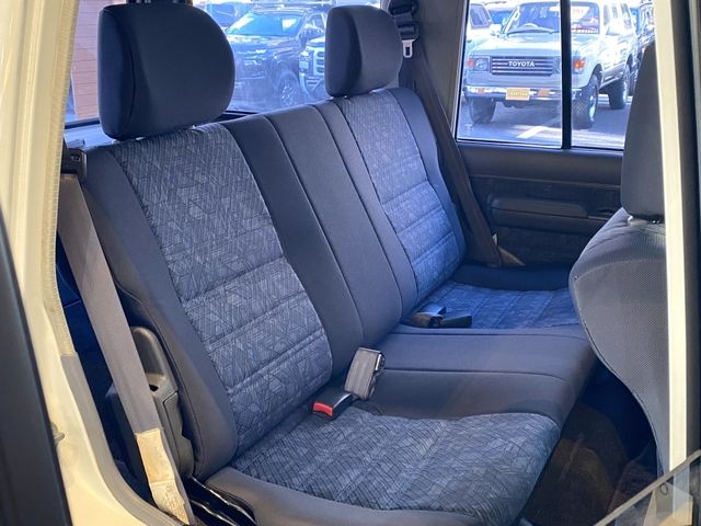 TOYOTA LANDCRUISER VAN 2001 Image 31