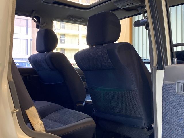 TOYOTA LANDCRUISER VAN 2001 Image 31
