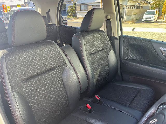 HONDA N-WGN CUSTOM 2015 Image 31