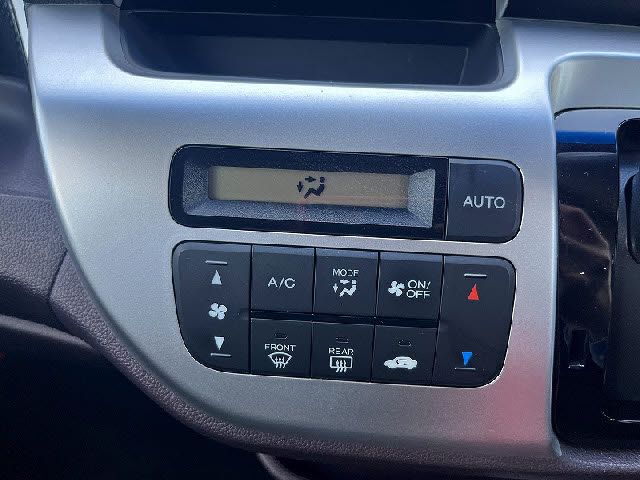 HONDA N-WGN CUSTOM 2015 Image 31