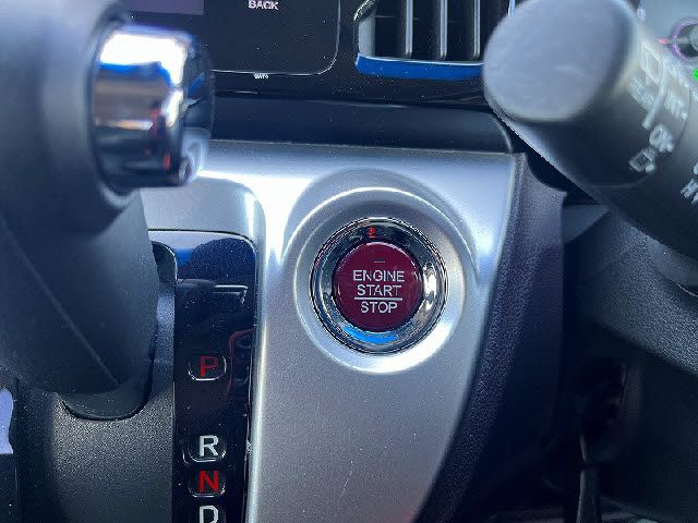 HONDA N-WGN CUSTOM 2015 Image 31