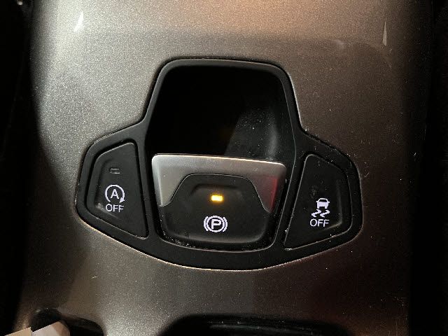 JEEP RENEGADE 2022 Image 31