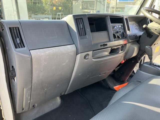 ISUZU ELF 2016 Image 31