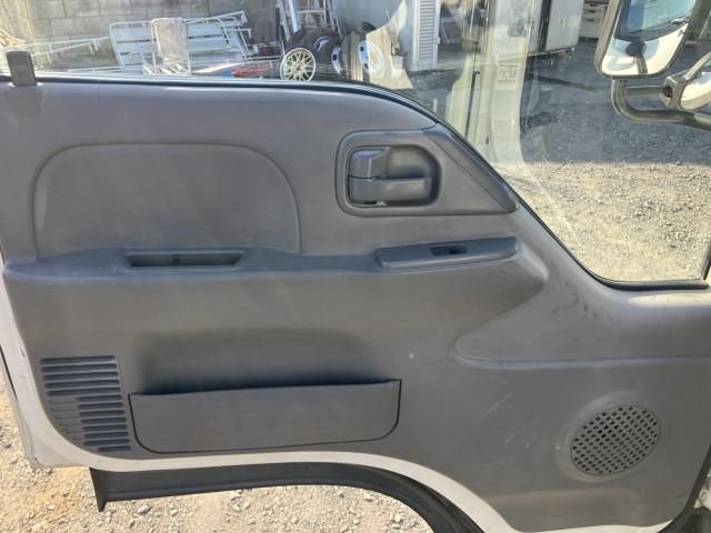 ISUZU ELF 2016 Image 31