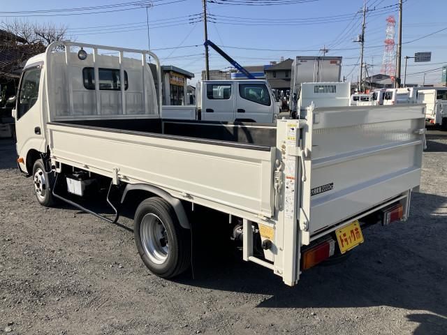 TOYOTA DYNA 2017 Image 31