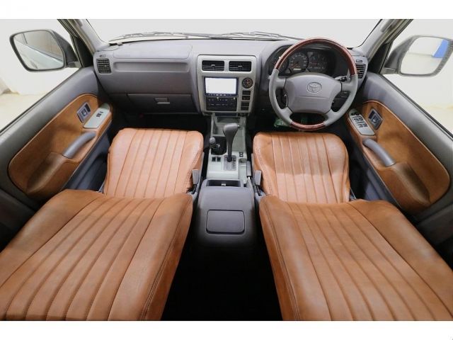 TOYOTA LANDCRUISER PRADO 2001 Image 31