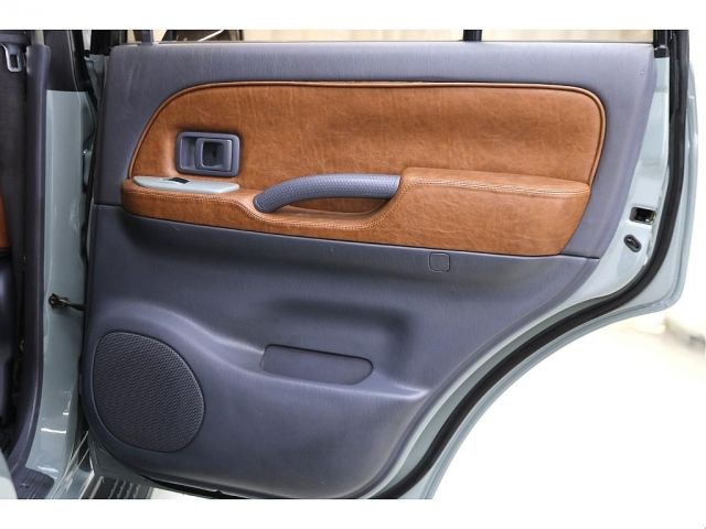 TOYOTA LANDCRUISER PRADO 2001 Image 31