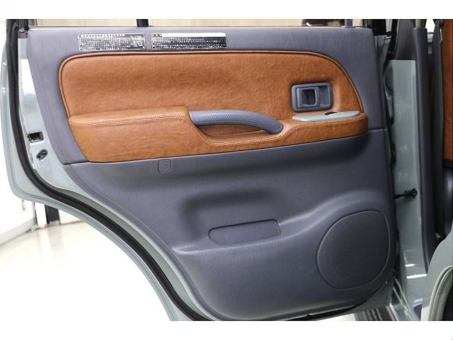 TOYOTA LANDCRUISER PRADO 2001 Image 31