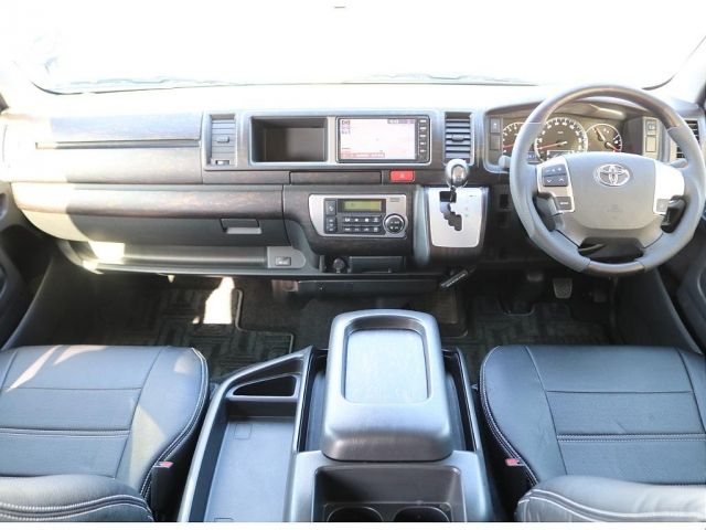 TOYOTA HIACE WAGON 4WD 2019 Image 31