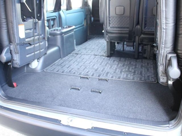 TOYOTA HIACE WAGON 4WD 2019 Image 31