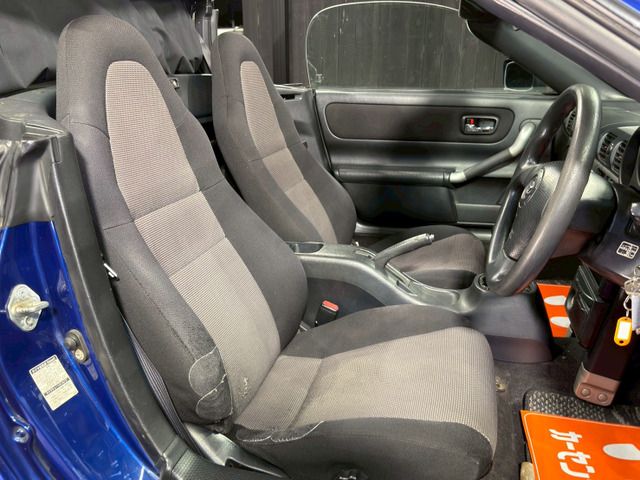 TOYOTA MR-S 2000 Image 31