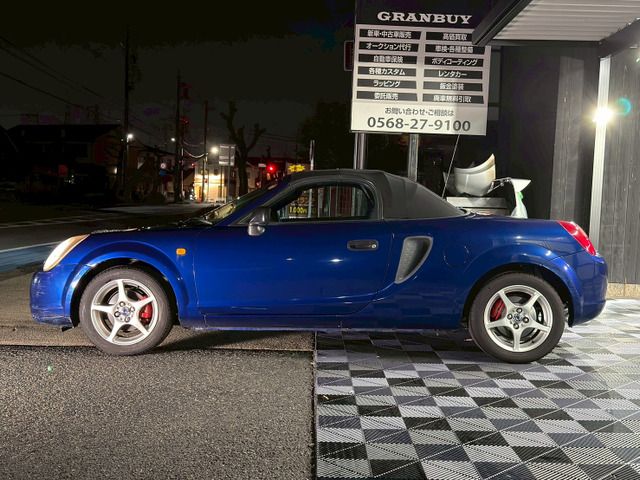 TOYOTA MR-S 2000 Image 31