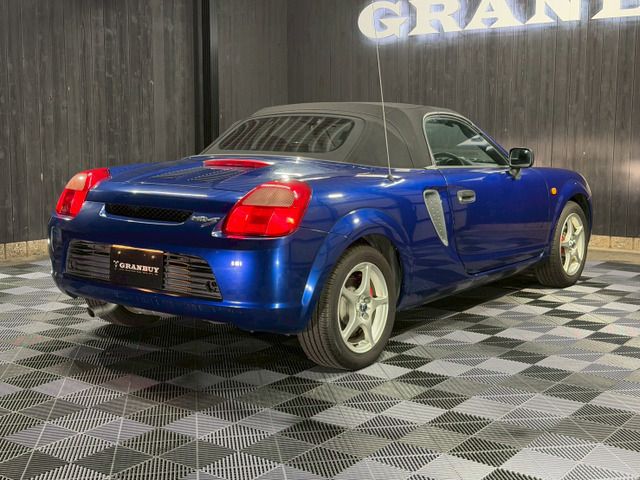 TOYOTA MR-S 2000 Image 31