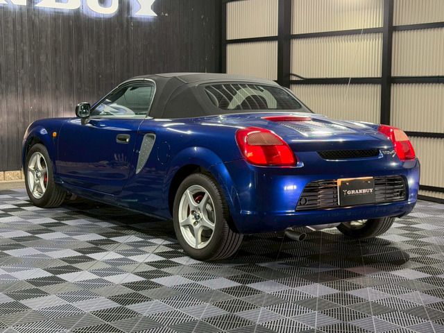 TOYOTA MR-S 2000 Image 31