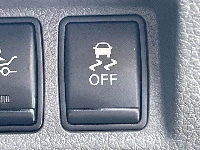 NISSAN NV350 CARAVAN 2018 Image 31