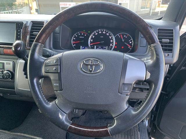 TOYOTA HIACE VAN 2WD 2019 Image 31