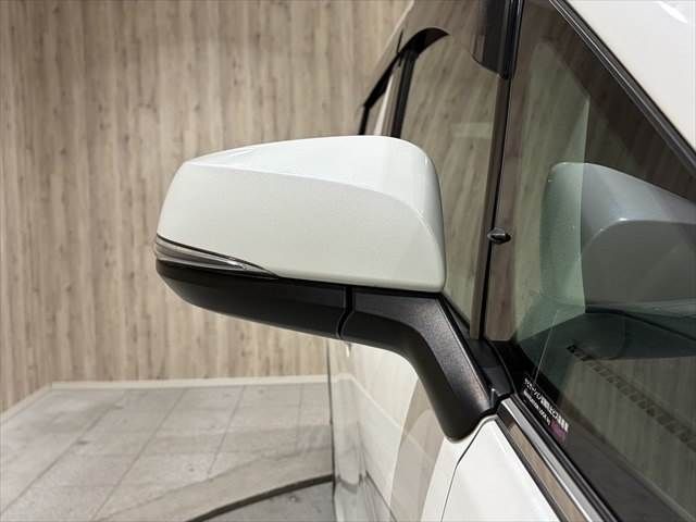 TOYOTA VELLFIRE 2015 Image 31