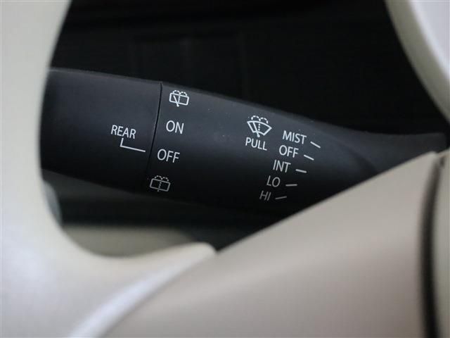 SUZUKI WAGON R SMILE 2024 Image 31