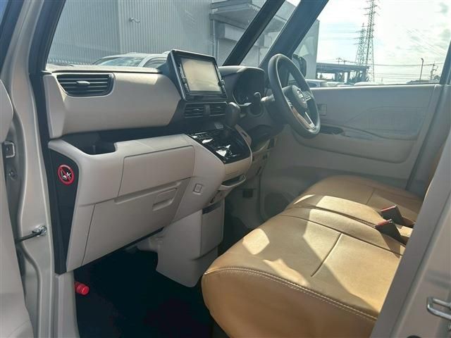 NISSAN ROOX 2023 Image 31